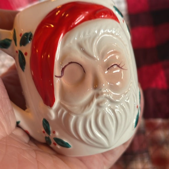Vintage winking Santa mugs - set of 2 - Picture 10 of 10
